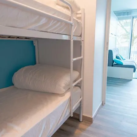 Studio En Centre Avec Garage Et Wifi 아파트